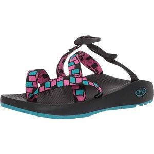 CHACO🍁🍂 Tegu Sandals Size 7 womens NWOT